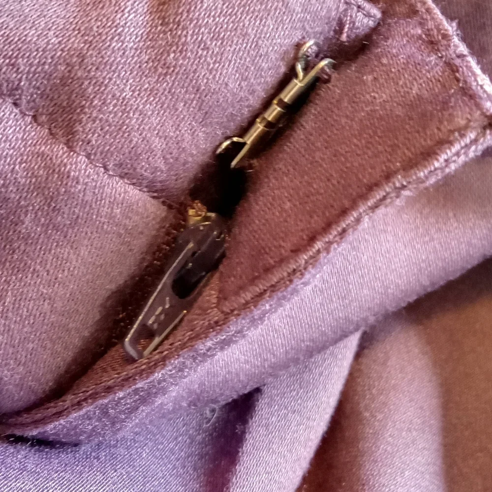 Elegant Purple Women's Trousers - Picture 8 of 11